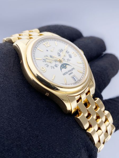 Patek Philippe Annual Calendar 5146/1J-001